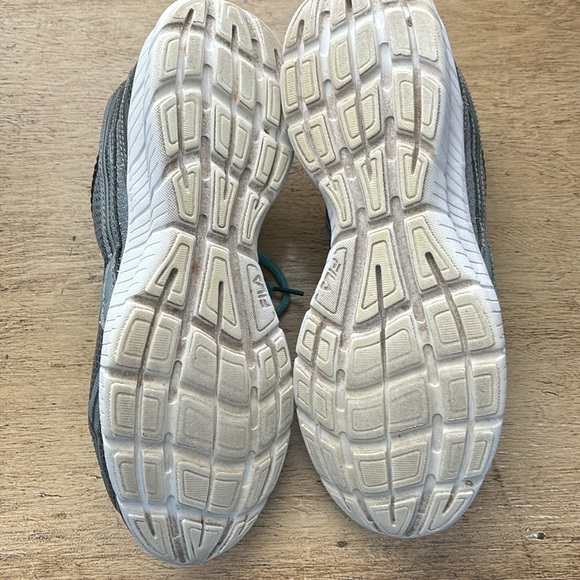 Fila Women’s Sneakers - Picture 5 of 6